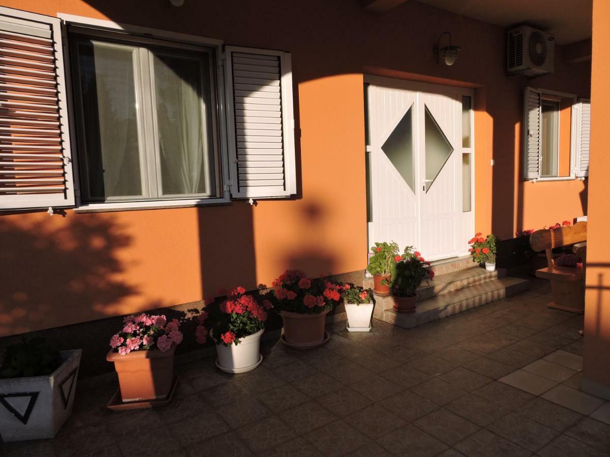 Apartment Perla *